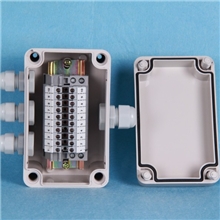 供应一进三出接线盒室外监控电源接线盒ABS防水接线盒