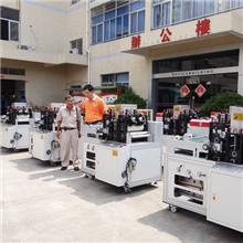 供应：绒里保暖手套机、防水手套机、全自动劳保手套机