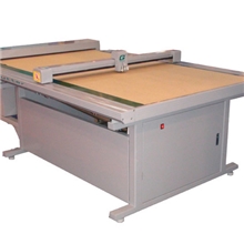 供应高性能服装CAD切割机