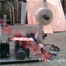 供应MT-60半自动平面不干胶贴标机瓶子贴标机西安贴标机