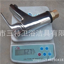 厂家直批大名家单孔龙头、批发各种脸盆水龙头、（带软管加4元）