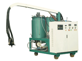 太阳能保温管发泡浇注机&mdash;&mdash;胜达发泡设备