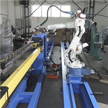 供应质优价廉焊接机器人，机械手臂，自动化设备！