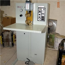 电容储能式点焊机