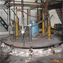 供应井式渗碳炉