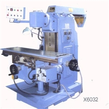 厂家宏达生产销售X6032铣床升降台铣床万能铣床，立卧两用