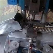 供应定制阻尼器自动缩口机