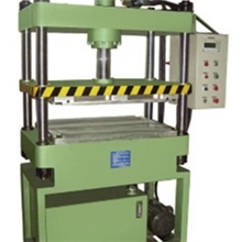 供应金星优质小型四柱油压机油压冲床液压机