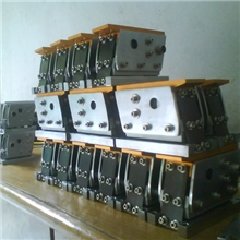 大量供应：直振、直线送料嚣、直振送料器、质量保证、价格优惠