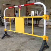 大量供应洋亿塑料临时移动施工护栏疏散人群用的交通围栏YY-20