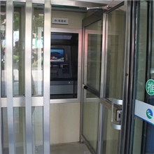 自助取机atm防护舱