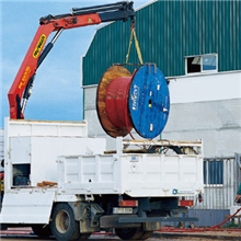 供应全新随车起重机三一折臂随车起重机:SPK10000