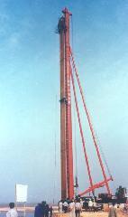 海泰牌桩机中国驰名商标产品型号JZL60履带式打桩机