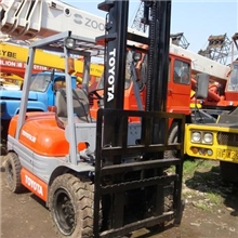 供应5吨二手叉车