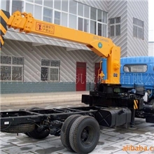 供应3.2吨随车吊东风底盘全国上户