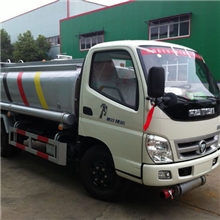 厂家热销福田奥铃5方加油车13886882448