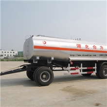 湖北合力出口全国唯一款全挂油罐车OILTANK