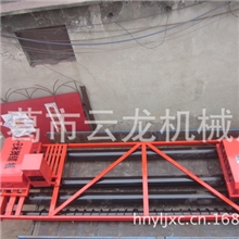 2013混凝土路面摊铺整平机