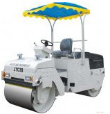 供洛阳路通小型3吨压路机（LTC3B