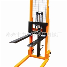 厂家直销手动液压堆高车1.5T液压叉车堆高车