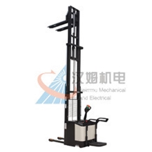 厂家直销&mdash;&mdash;全电动堆高车（三门架）