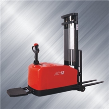 厂家直销批发&mdash;&mdash;1.2T平衡重式堆高机