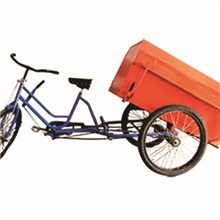 供应大量环卫设备人力保洁车，三轮车，扫地机，垃圾撮等