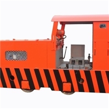 最新款改进型轴传动矿用防爆柴油机车矿用防爆车柴油机车