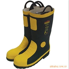 消防员灭火防护靴，抢险救援靴