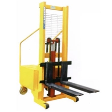 供应明华手动液压堆垛机