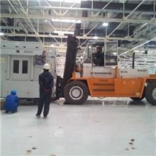 集装箱叉车转让正面吊租赁大叉车配件大吨位叉车服务