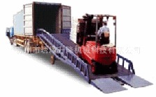 供应琇澤牌物流公司装卸货台用移动式液压登车桥