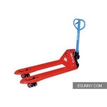 供应各种规格手动叉车，品牌：创立，载重3000kg，升高200mm。