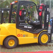 销售厦工叉车，福力特叉车等，载重3000kg，升高3000mm，手动挡。