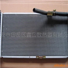 供应汽车散热器优质汽车散热器