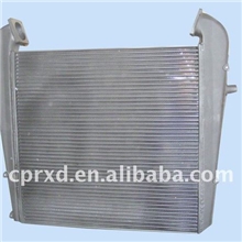 【日兴达】供应重卡系列多种型号中冷器,散热器