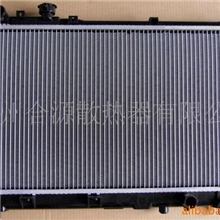 供应高品质马自达普力马汽车散热器/汽车水箱/汽车冷凝器