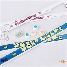 【厂家直销】塑料/个性/卡通车牌架