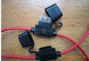 供应保险丝盒.插片型保险丝专用保险座。汽车保险丝，保险丝座