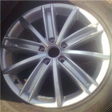 北京二手轮胎原厂轮毂9成新品质保证欢迎来电质询