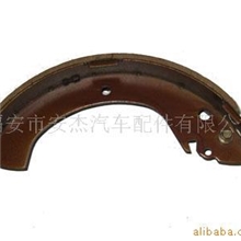 三菱V31.V32刹车蹄。