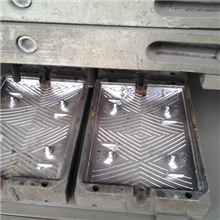 二手减速带模具转让、减速带模具