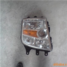 车前大灯，前照灯