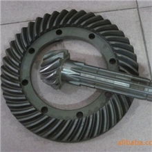 供应福田欧豹拖拉机前桥，变速箱齿轮