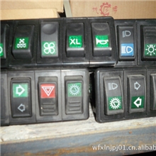 供应福田系列收割机各种仪表，电器