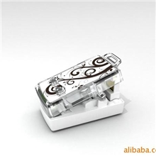 大量供应迷你USB充电器精美迷你USB充电器最小的充电器U充030