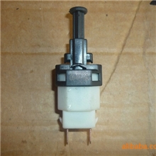 供应赛欧配件刹车灯开关