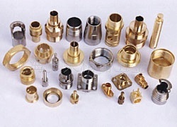 小五金加工/车床加工/提供各种材质精密配件加工。