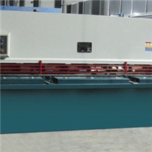 QC12K数控摆式剪板机