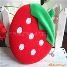 草莓女士零钱包时沿个性零钱包毛绒包包